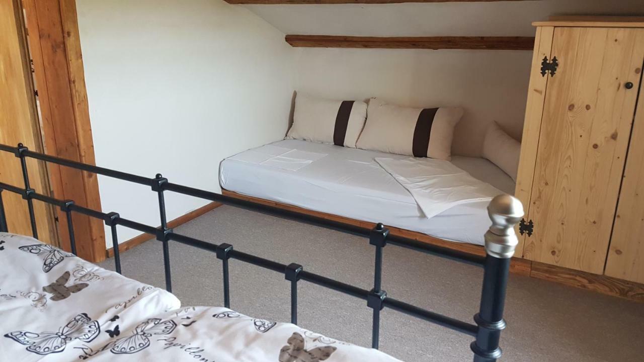 Holiday Home Olea Malinska Esterno foto